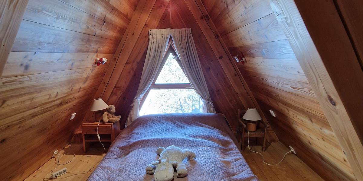 CHAMBRE 2 ETAGE  (4)