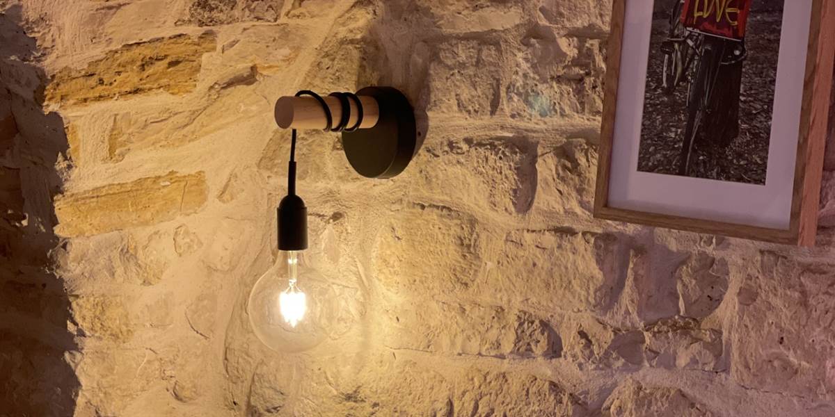 SALON de´tail lampe+tableau