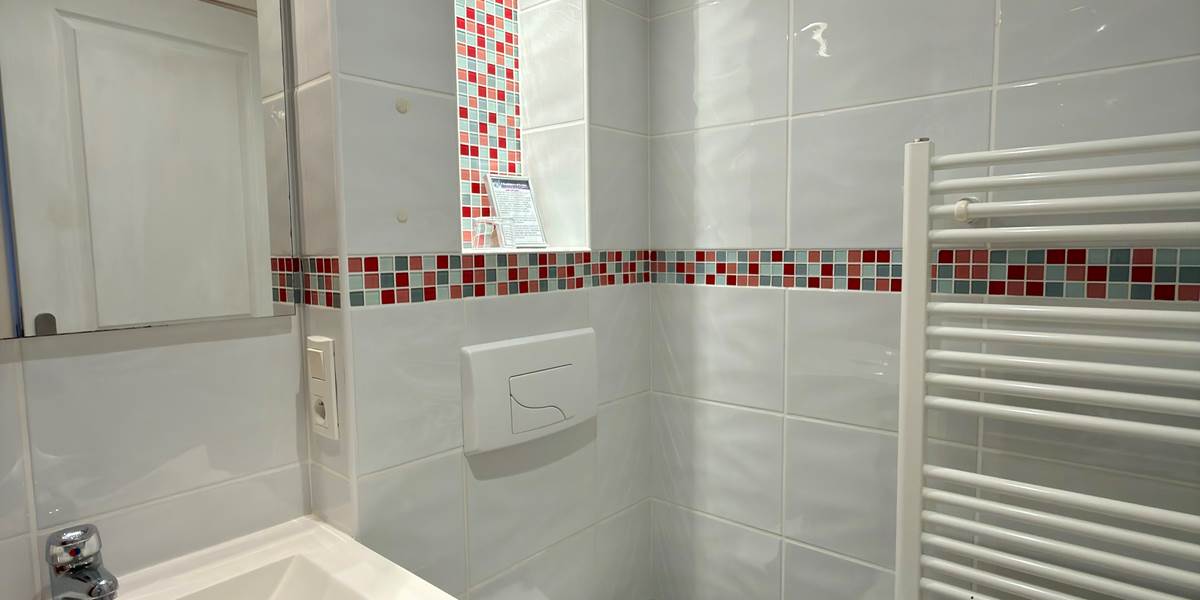Salle de douche privative et WC