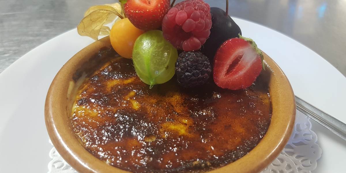 crème brûlée au lait frais cru du Mas Gilard Le Ranch des Lacs