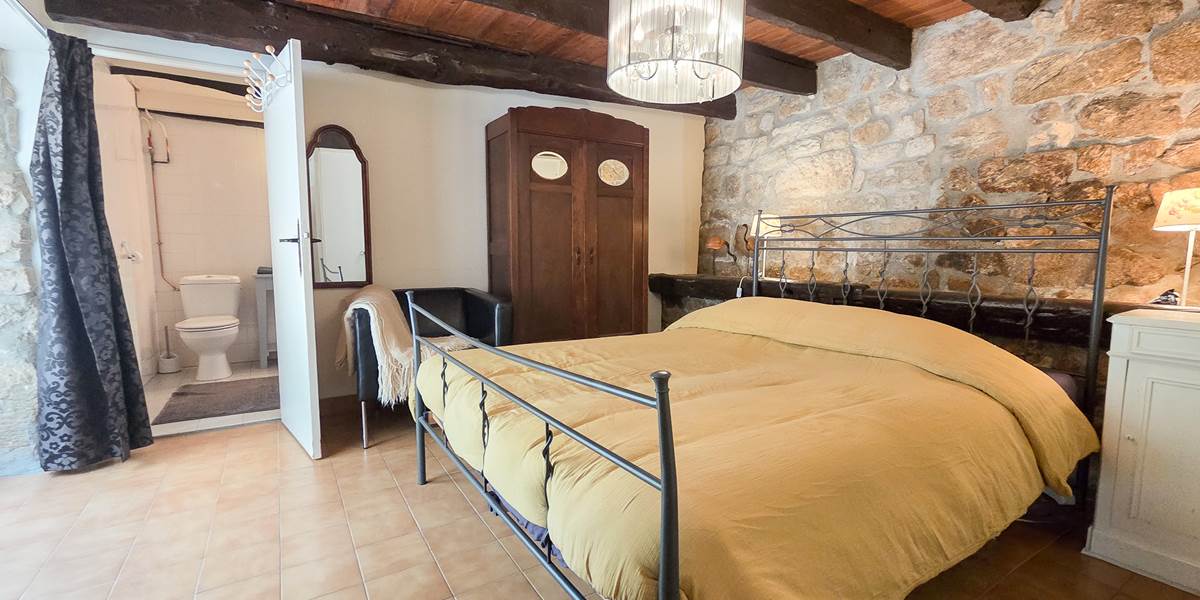 Chambre double de Belle Epine avec salle de bain attenante