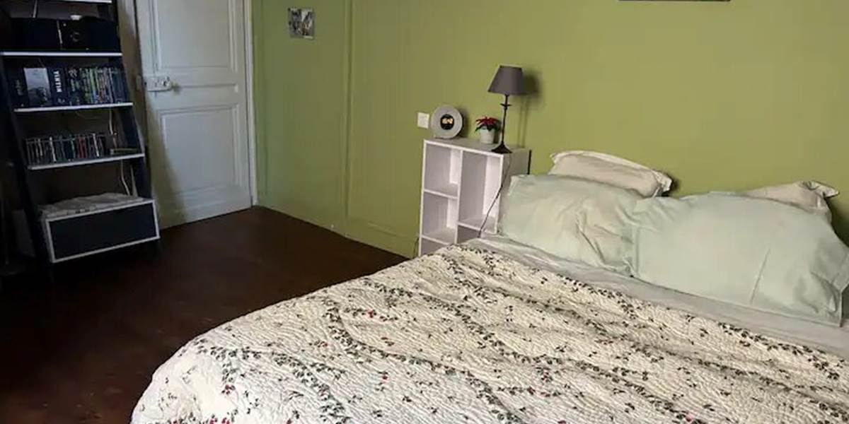 ROUSSEAU-SERVICE-Chambre-Fécamp-lit-double