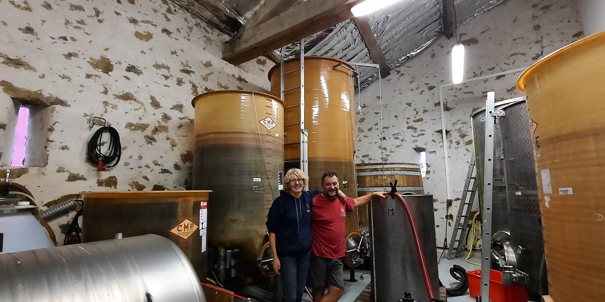 Visite du caveau Domaine La Tasque
