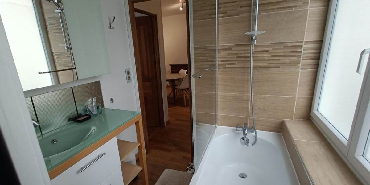 ROUSSEAU-SERVICE-Appartement-le-Pressoir-salle-de-bain