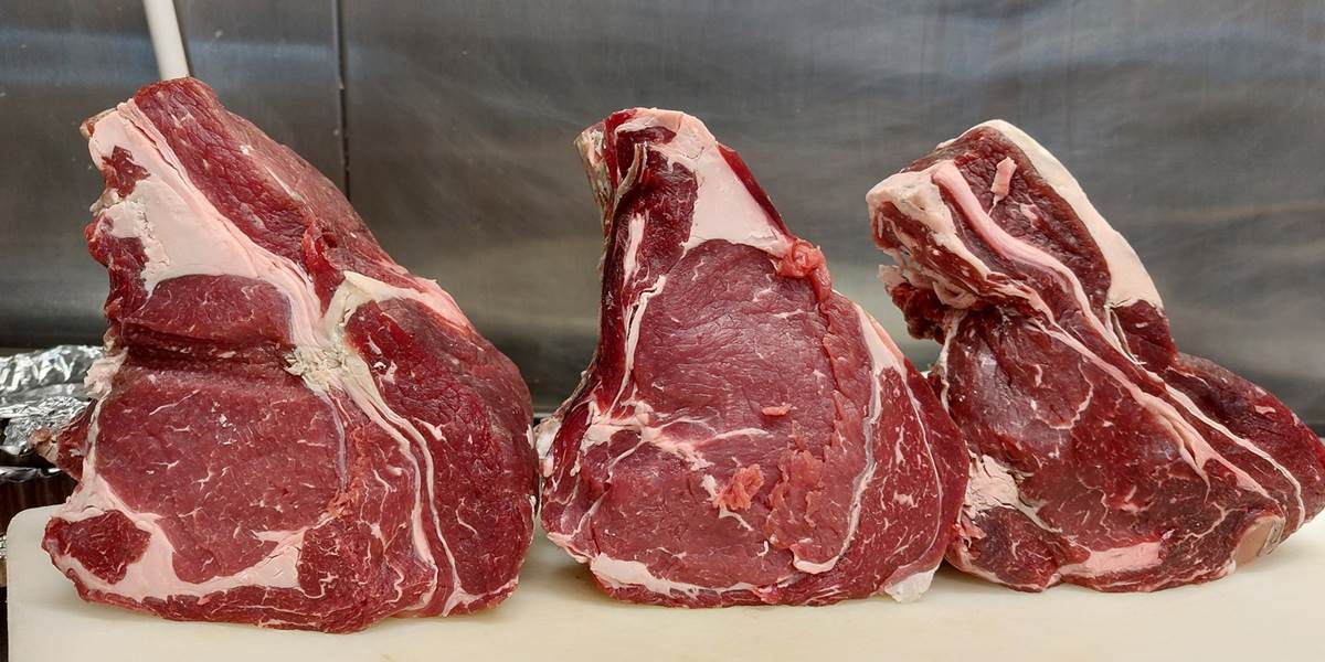 cotes de boeuf maturées au Ranch des Lacs