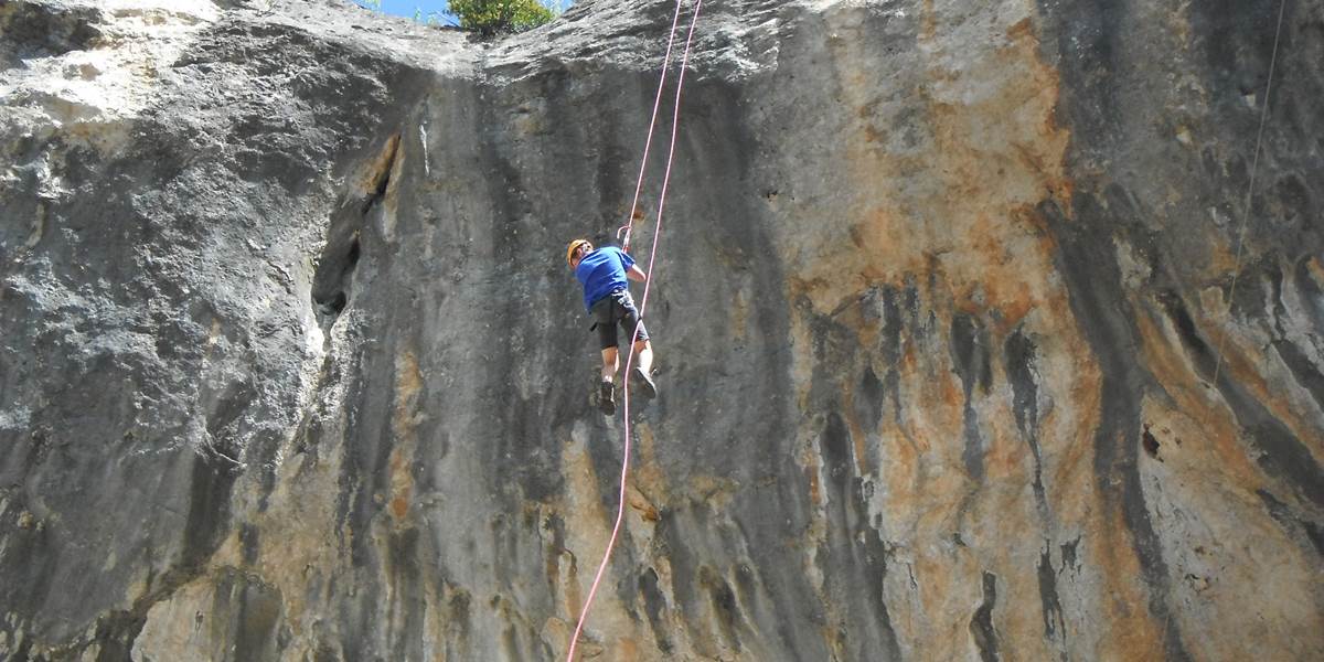 Les Chalets de la Margeride: Escalade, via ferrata