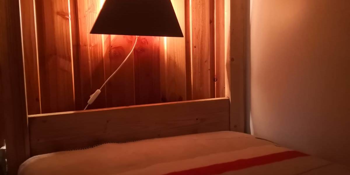 chambre 2 lits supperposés et 1 lit gigogne (4)