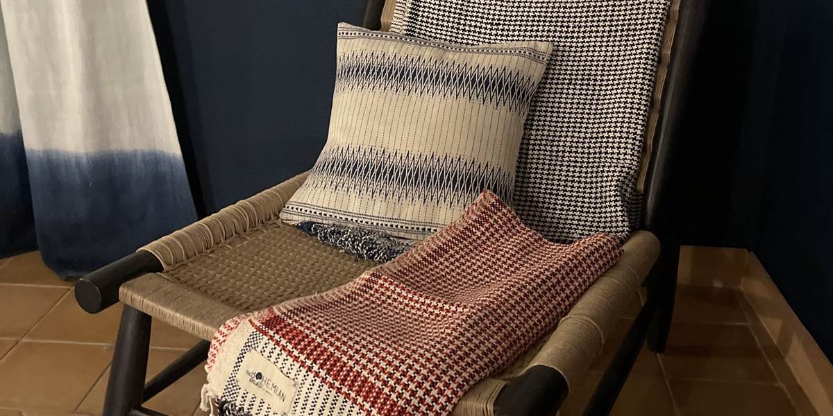 CHAMBRE MARINE-ROUGE 1ER E´TAGE fauteuil MF