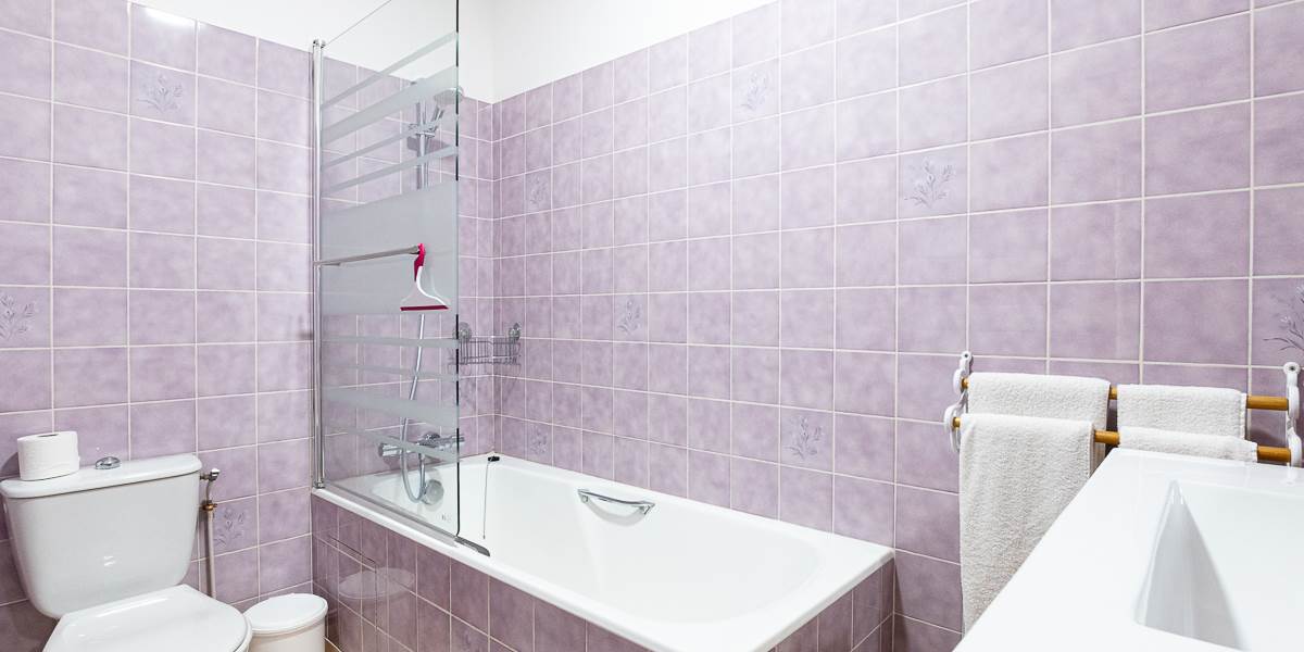 FermedelaRecette-ChambreAutomne-Salledebain