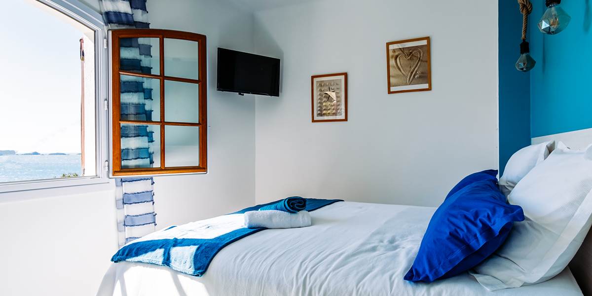 clef chambre bleue vue mer2