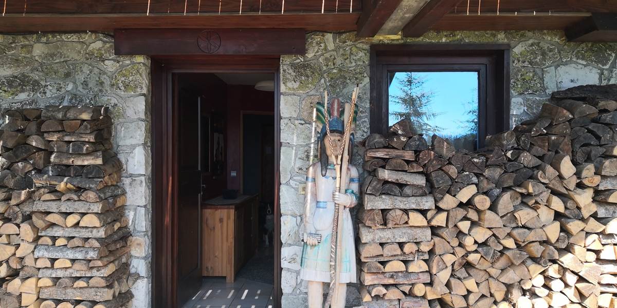 ENTREE DU CHALET
