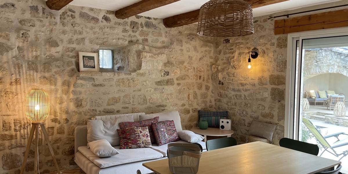 CAIN SALLE A` MANGER & COIN SALON MI