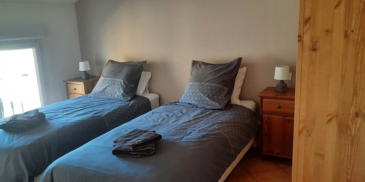 chambre 2  lits simples