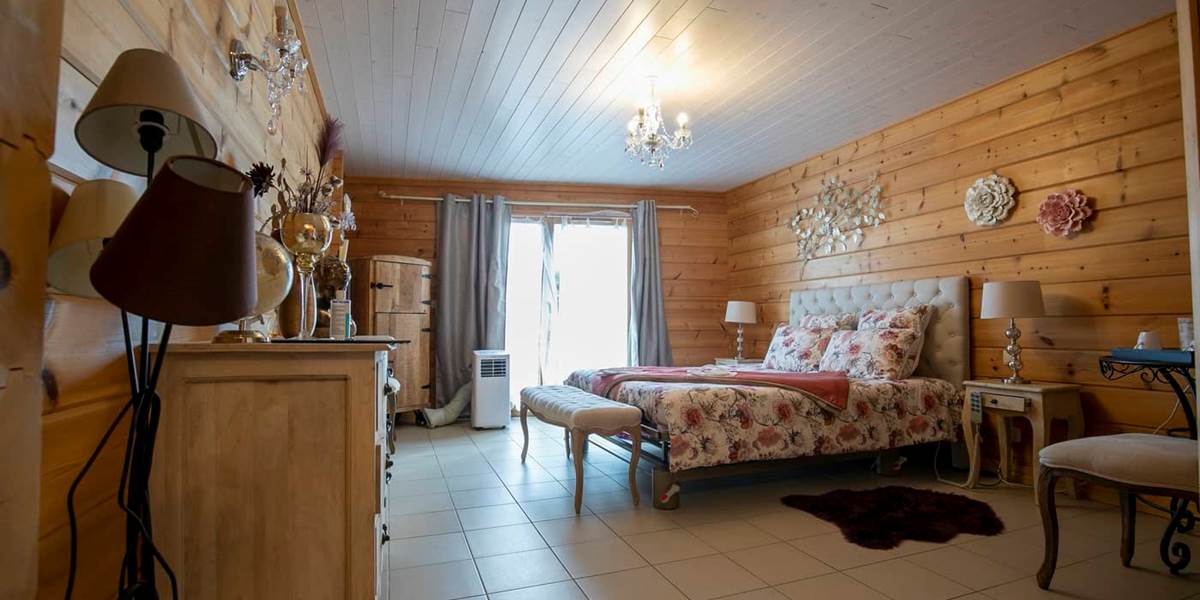 Chambre au rez-de-chaussée, Chambres d'hôtes piscine, Chambres d'hôtes Sancerre