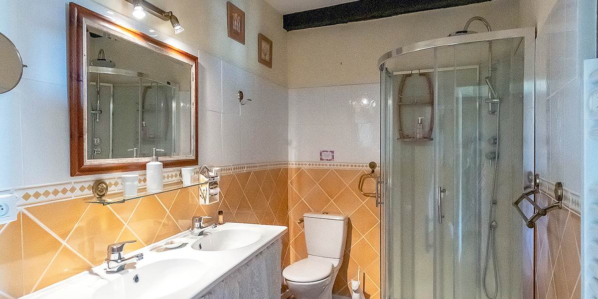 CH soleil d'ete salle d'eau