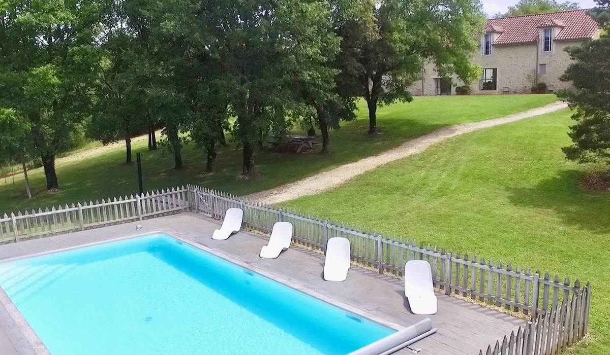 Gite La Bergerie avec piscine chauffée près de Sarlat