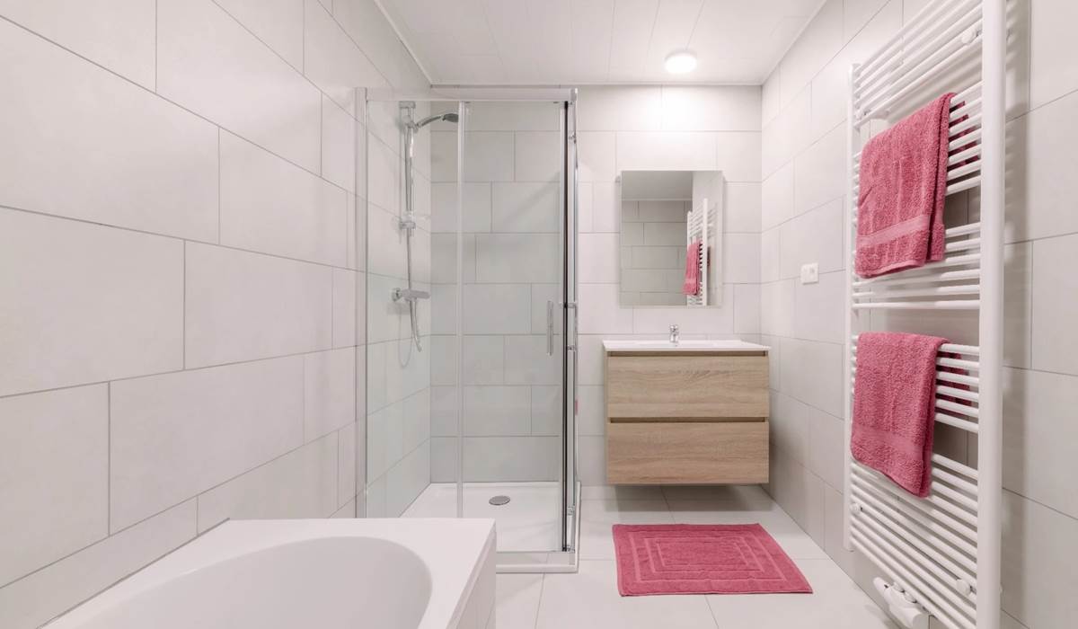 Gîtes de Juliane et Eric - Al'cinse chez Jean - gîte 6 personnes - salle de bain