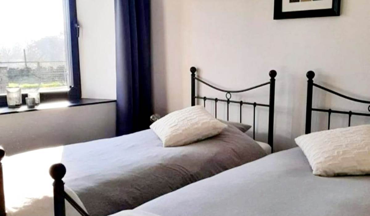 Chambre 2 lits simples