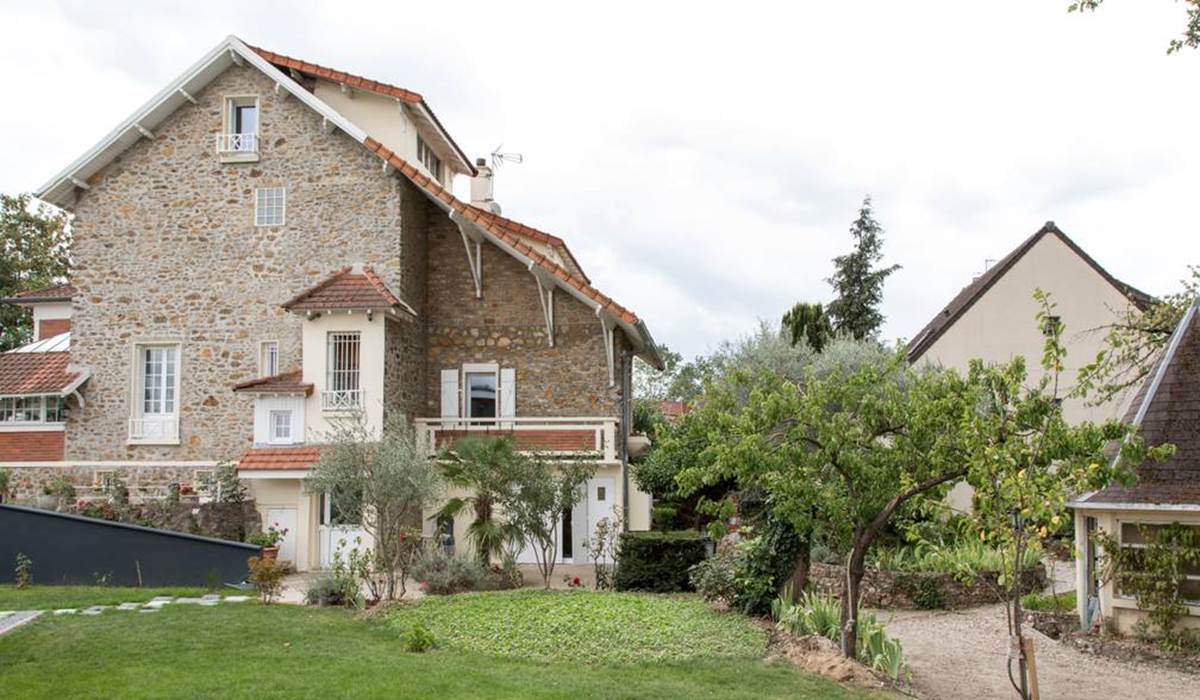 jardin extérieur vue depuis le jardin
