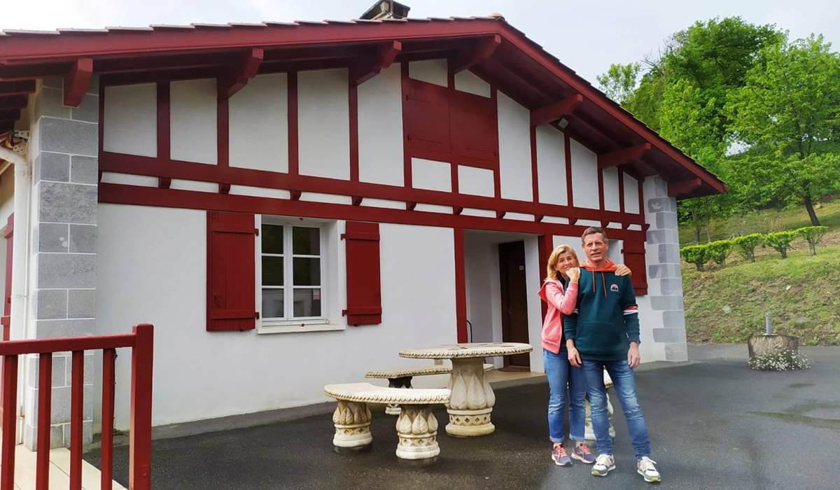 Gite Izarrak_Compostelle_pays basque_propriétaires