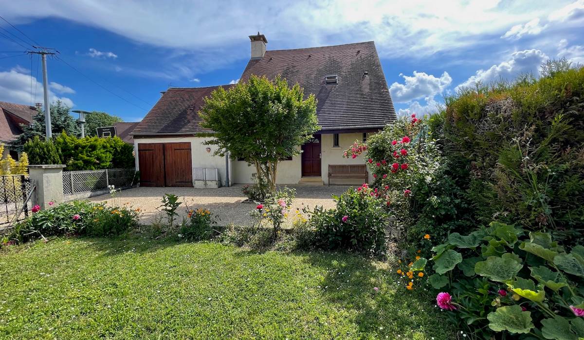 Tournesol&Anemone-locationdevacances-piscineprivative-dordogne