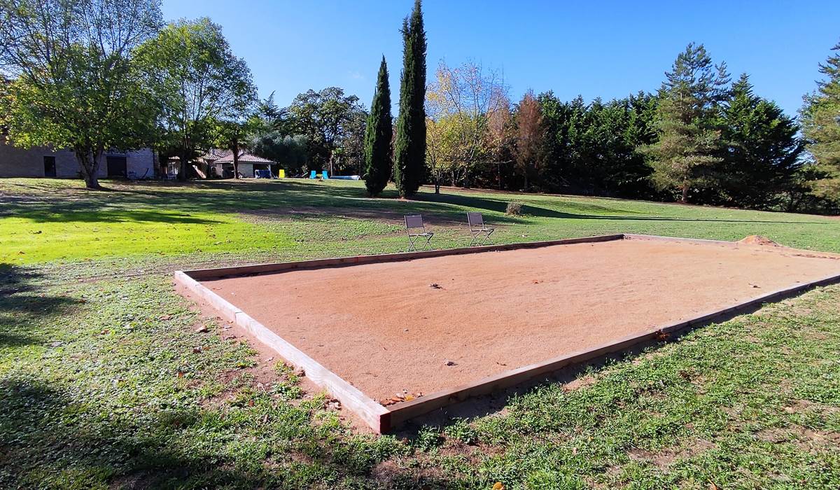 Domaine les Garrigues Terrain de boules