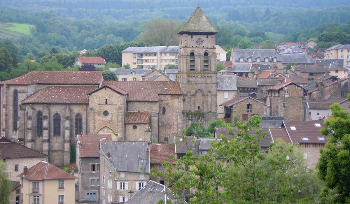Eymoutiers, la coté pelaude, porte de Vassivière