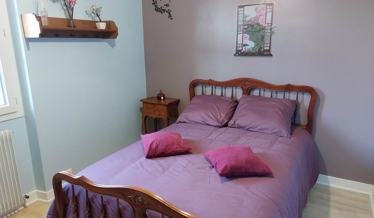 Les Rossignols-Saint-Martin-sur-Ocre-Chambres-d'hôtes-Chambre Asiatique