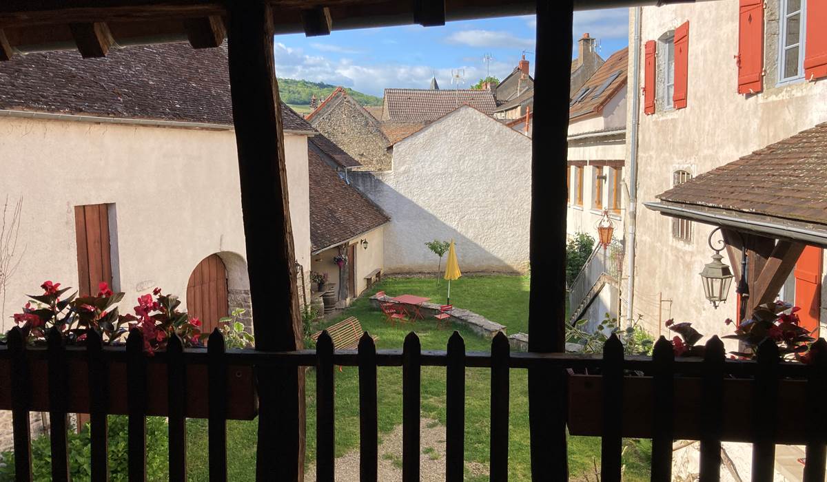 Un cocon hors du temps dans ce village médiéval de Nolay, pour déconnecter et se détendre