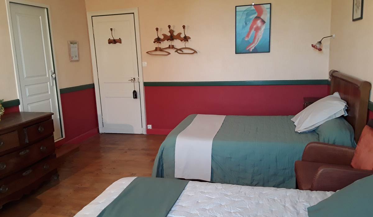 portes  d'entrée et  de  la  salle  de  bain