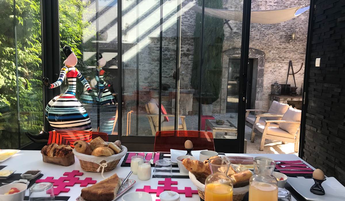 Petit déjeuner dans la véranda