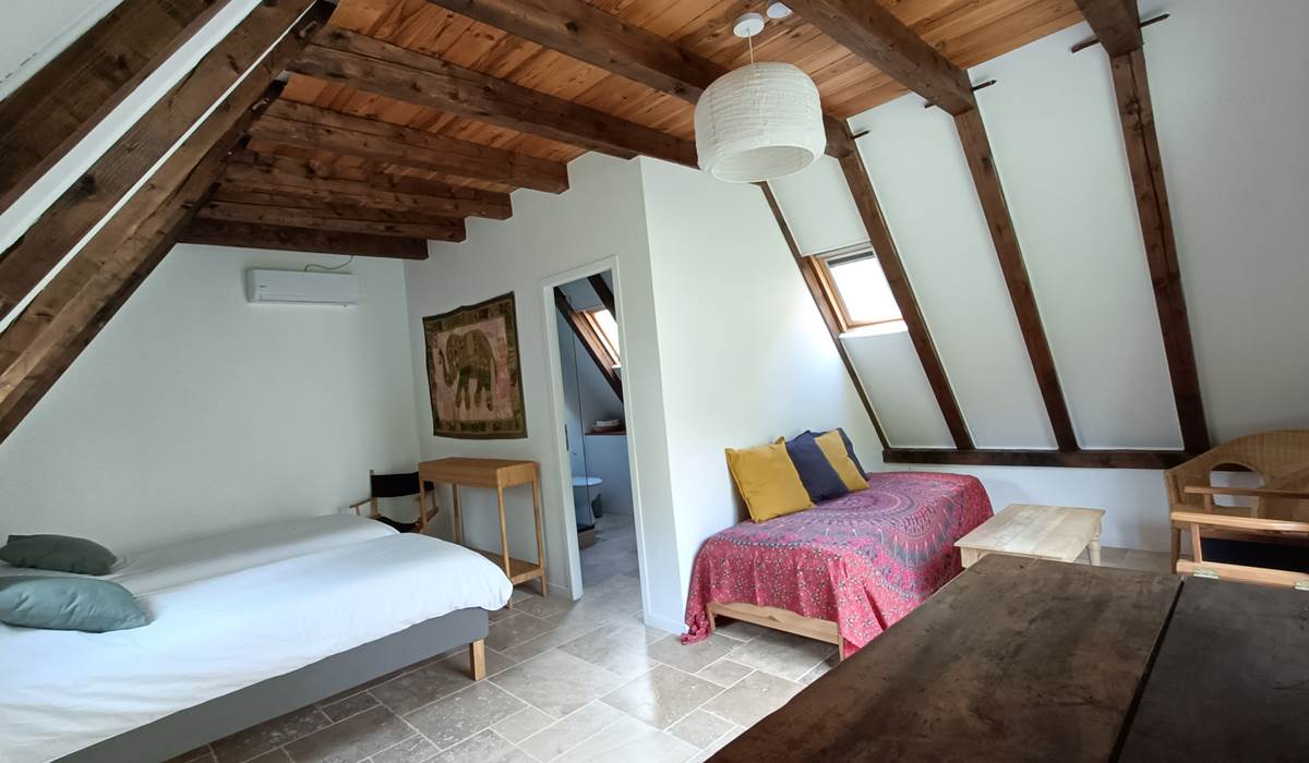 Chambre d'hôte familiale 2 à 4 personnes grand gite proche Figeac
