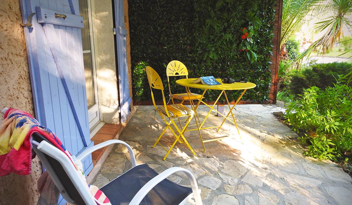 terrasse ombragée plein sud