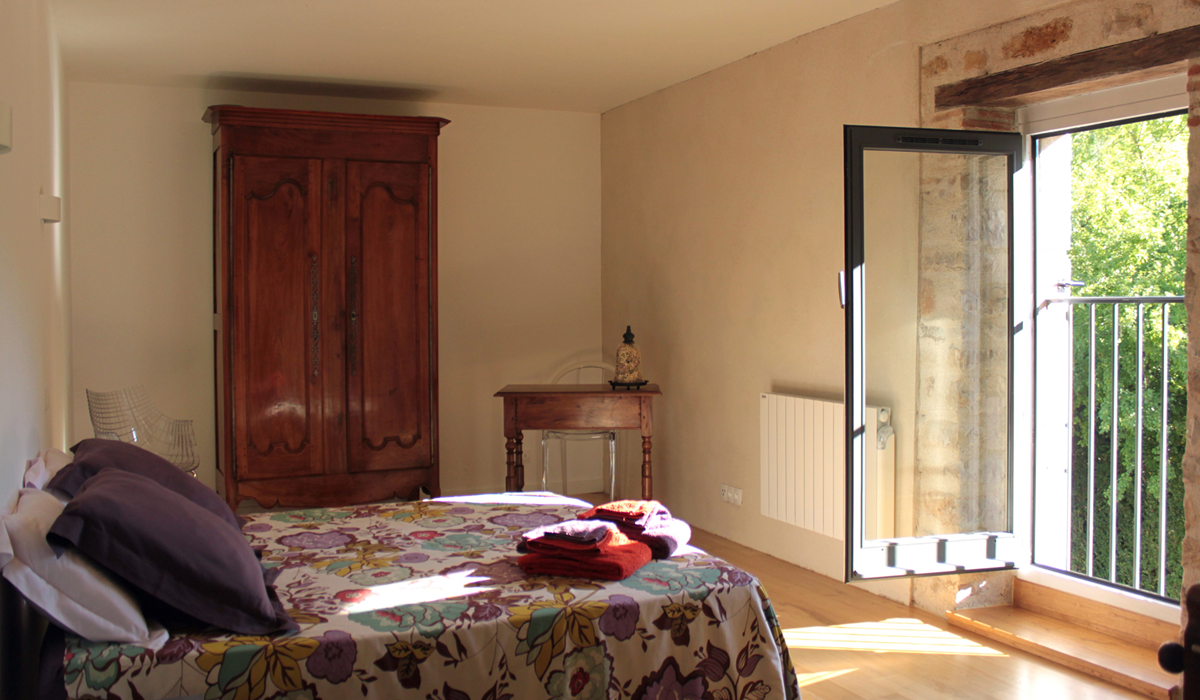 chambre "Théo" équipée baignoire