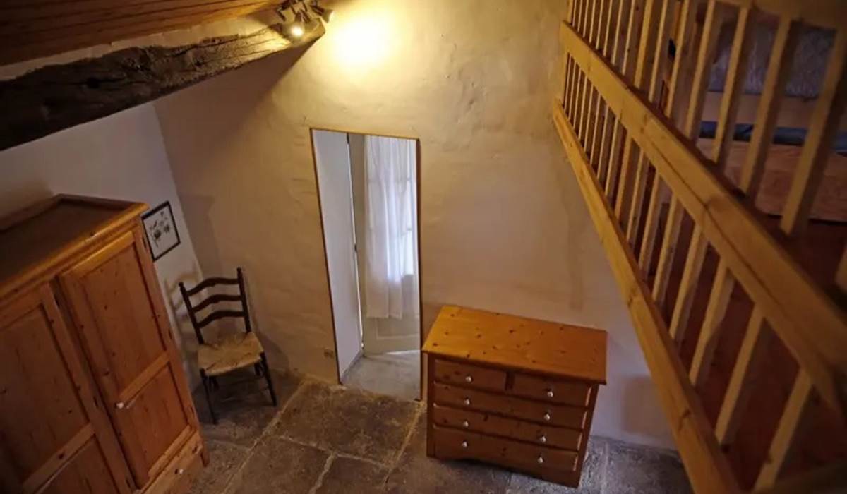 gîte Cahors, chambre  vieilles pierres authentiques