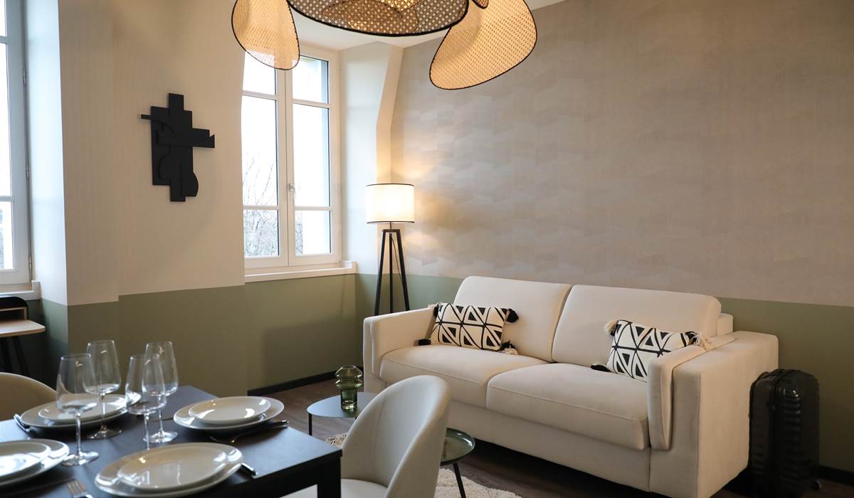 APPART HOTEL  (262)