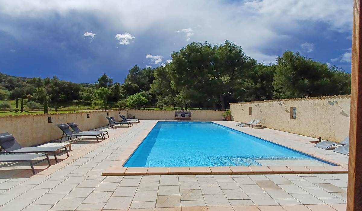 Piscine vue ouest