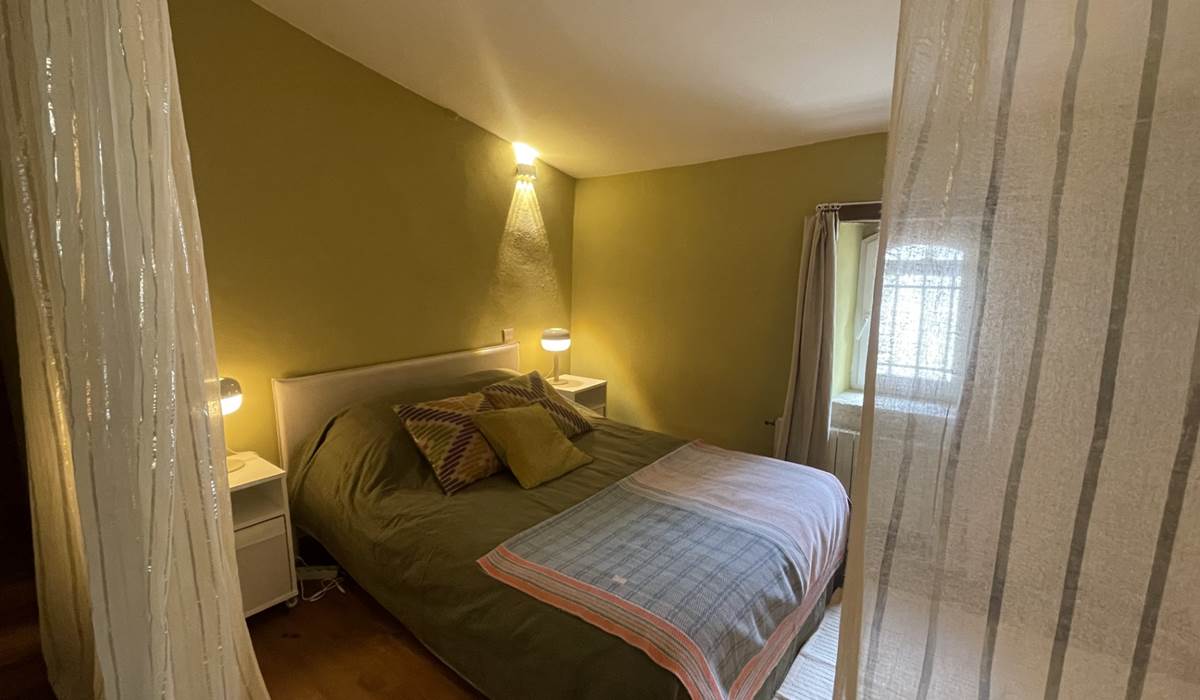 CHAMBRE OLIVE 2E`ME E´TAGE vue ensemble MF