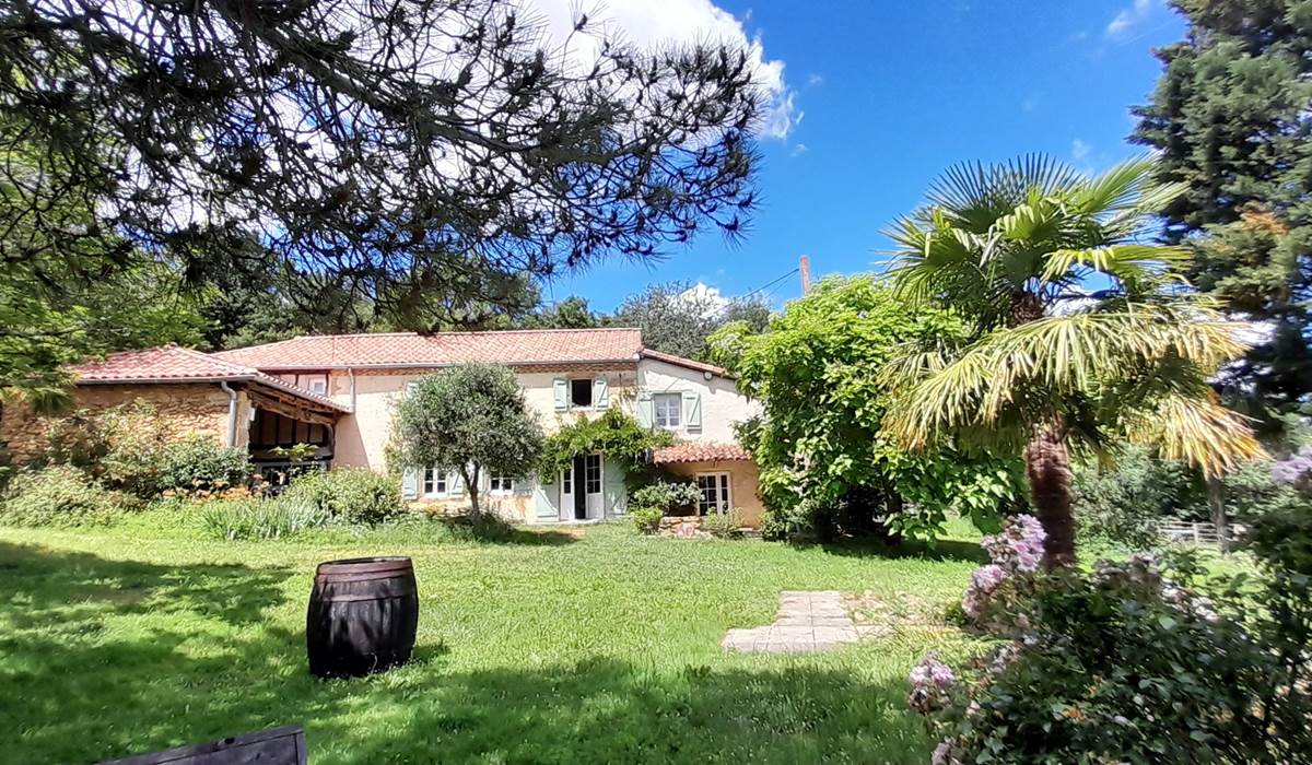 Domaine_de_Calabel©_Pouylebon_vacances_piscine_gers