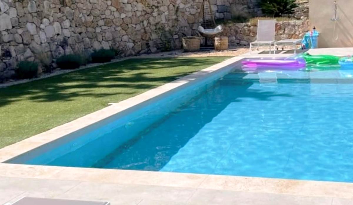 villa-maluan-piscine-luxe-proche-nice