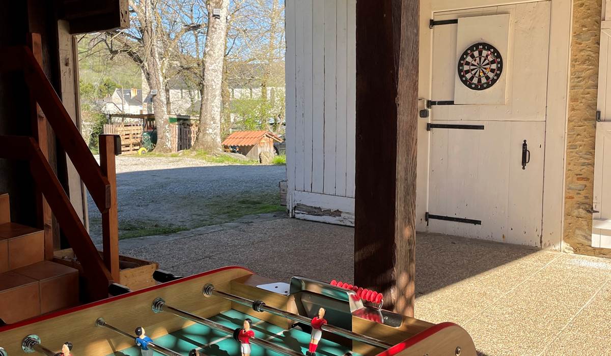 Baby foot, ping pong, fléchettes pour passer de bons moments