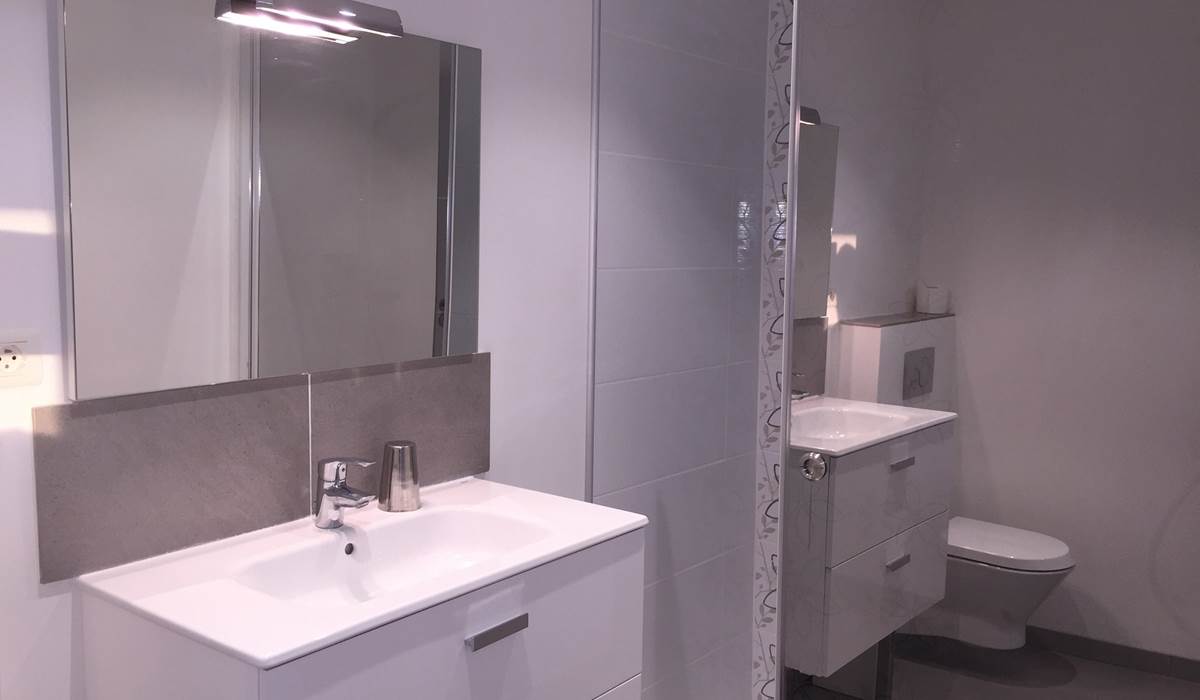 La salle de bain du gîte Canigou du Mas de l'Aire