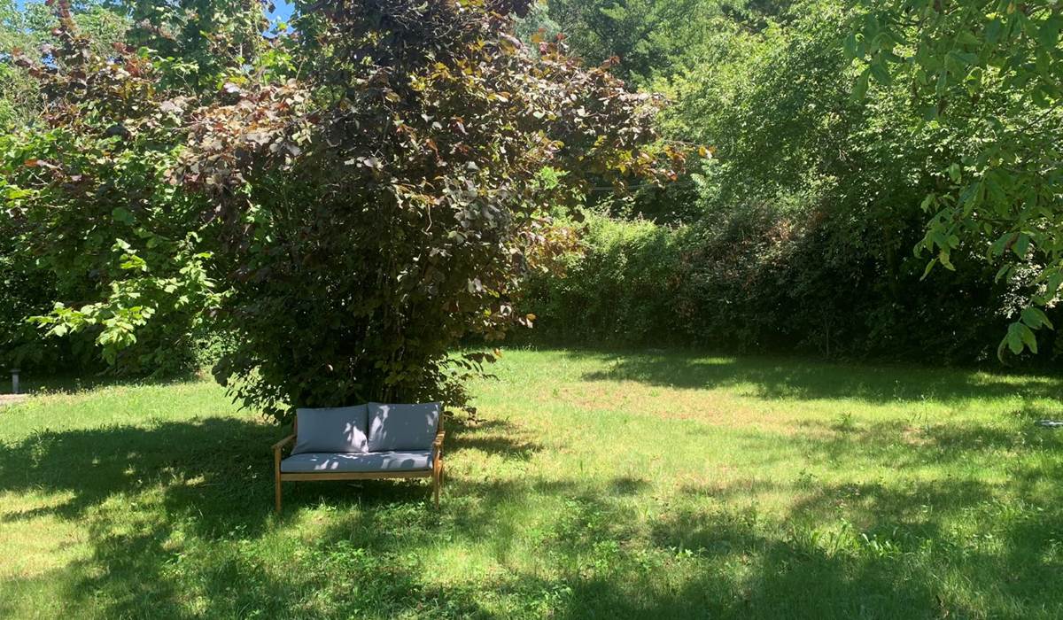 L'AUBERGE DU RANC : le jardin