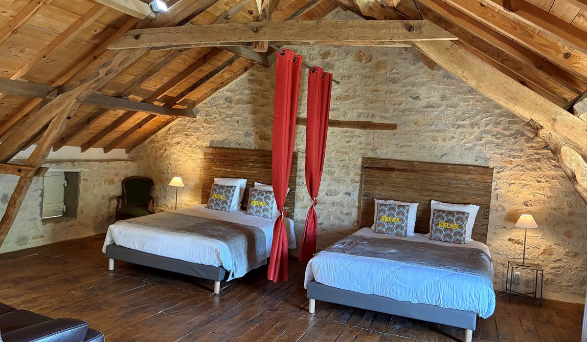 Chambre avec 2 lits 160cm grands espaces
