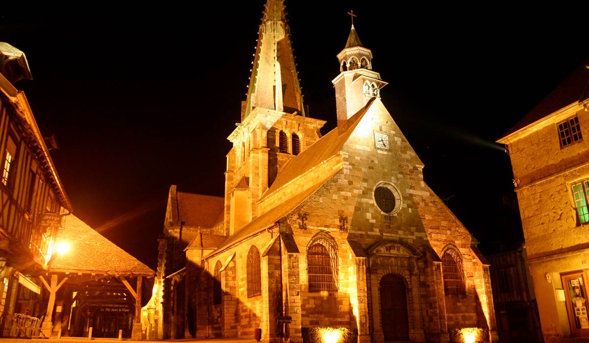 Nolay by night, près de Beaune