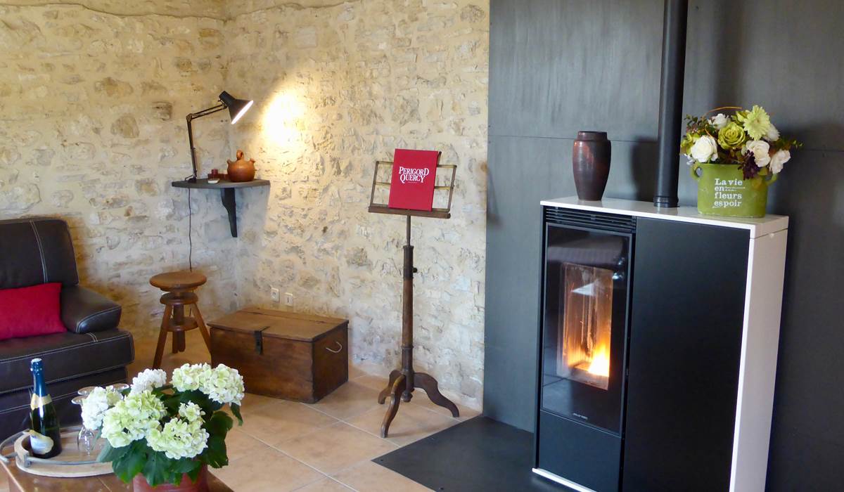 Maison Le Causse, chauffage avec poêle à granulés de bois