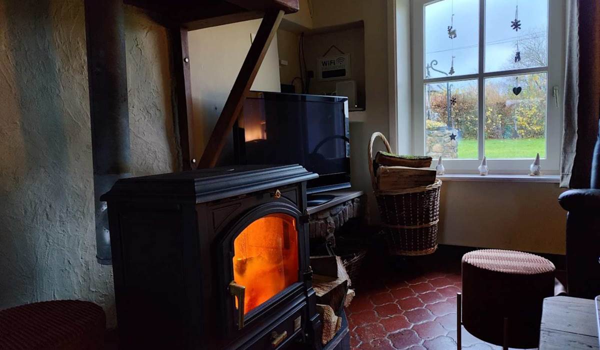 maison de vacances avec feu au bois