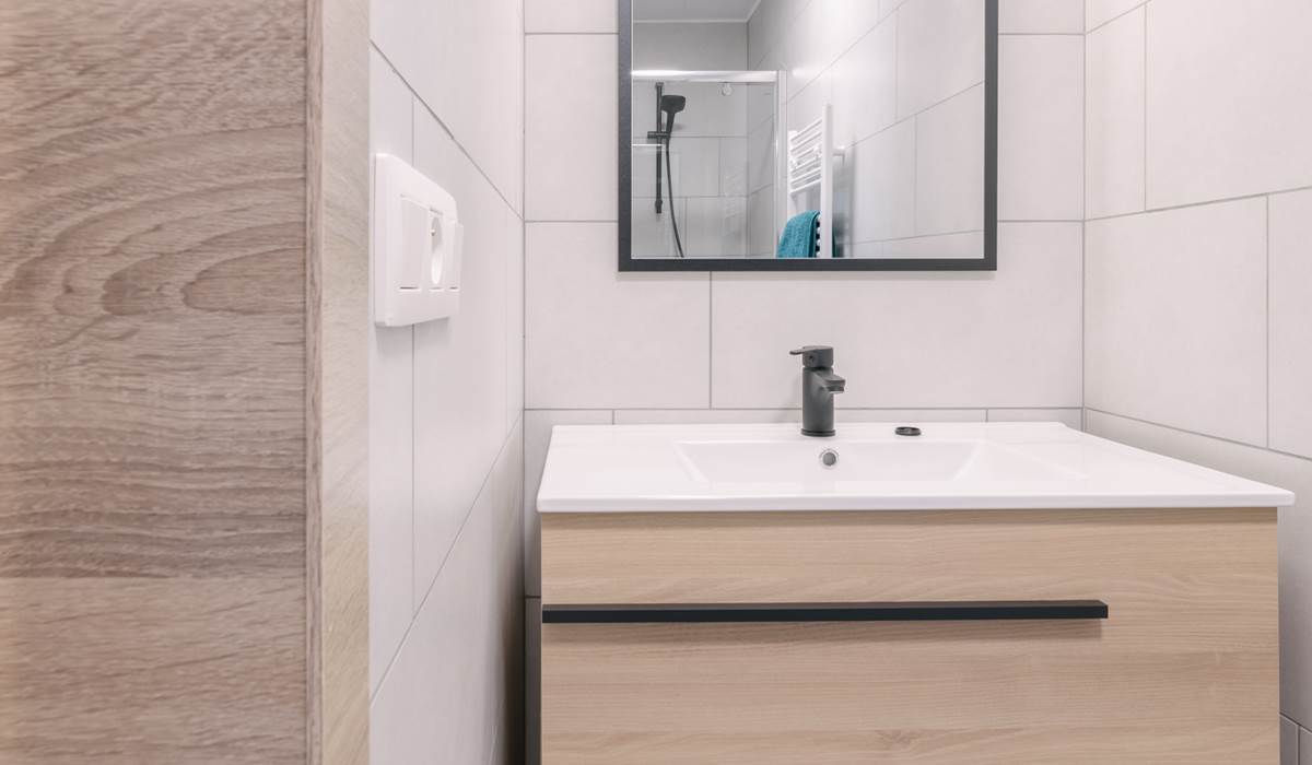 Salle de bain dans la chambre
