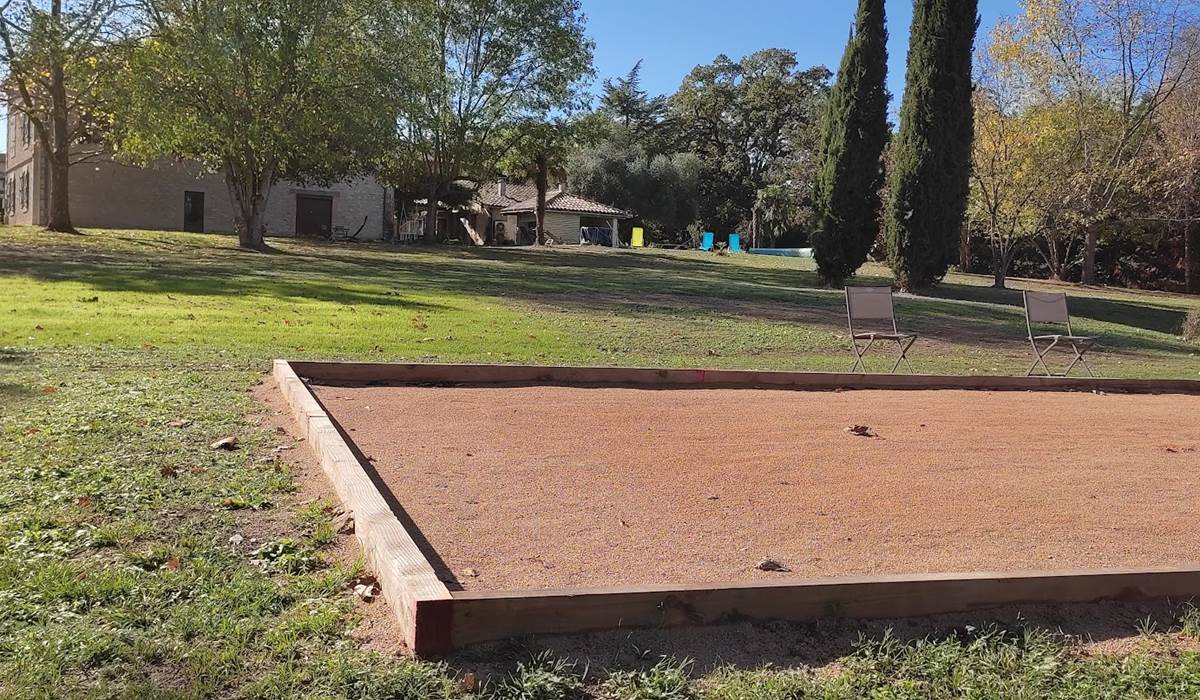 Domaine les Garrigues Terrain de boules