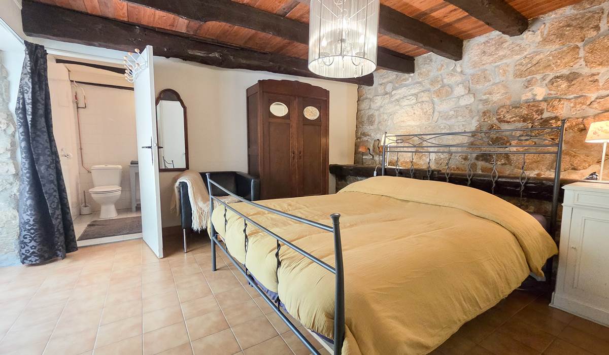 Chambre double de Belle Epine avec salle de bain attenante